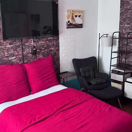 Apartment Brick & Coffee - Private Double - Shared - Center *