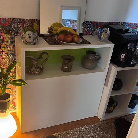 Brick & Coffee - Private Double - Shared - Center Apartment